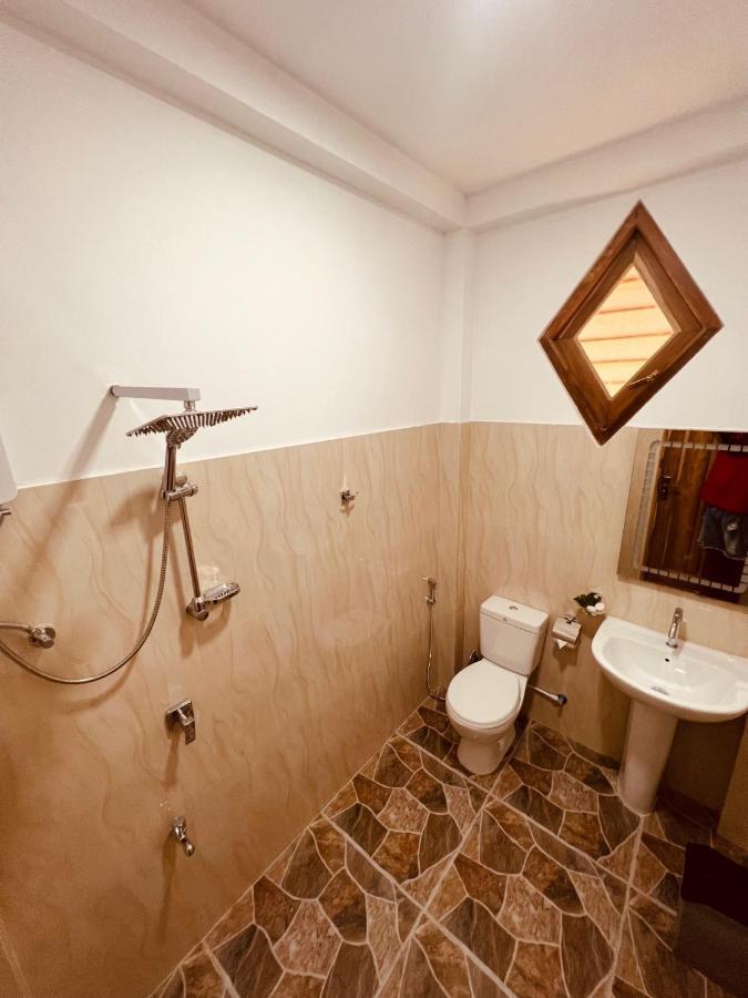 Turtle Wood Cabin Tangalle Exterior photo
